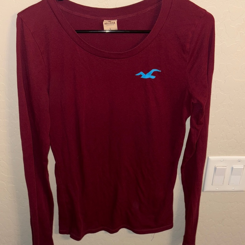 Hollister Women's Burgundy Long Sleeve Tee